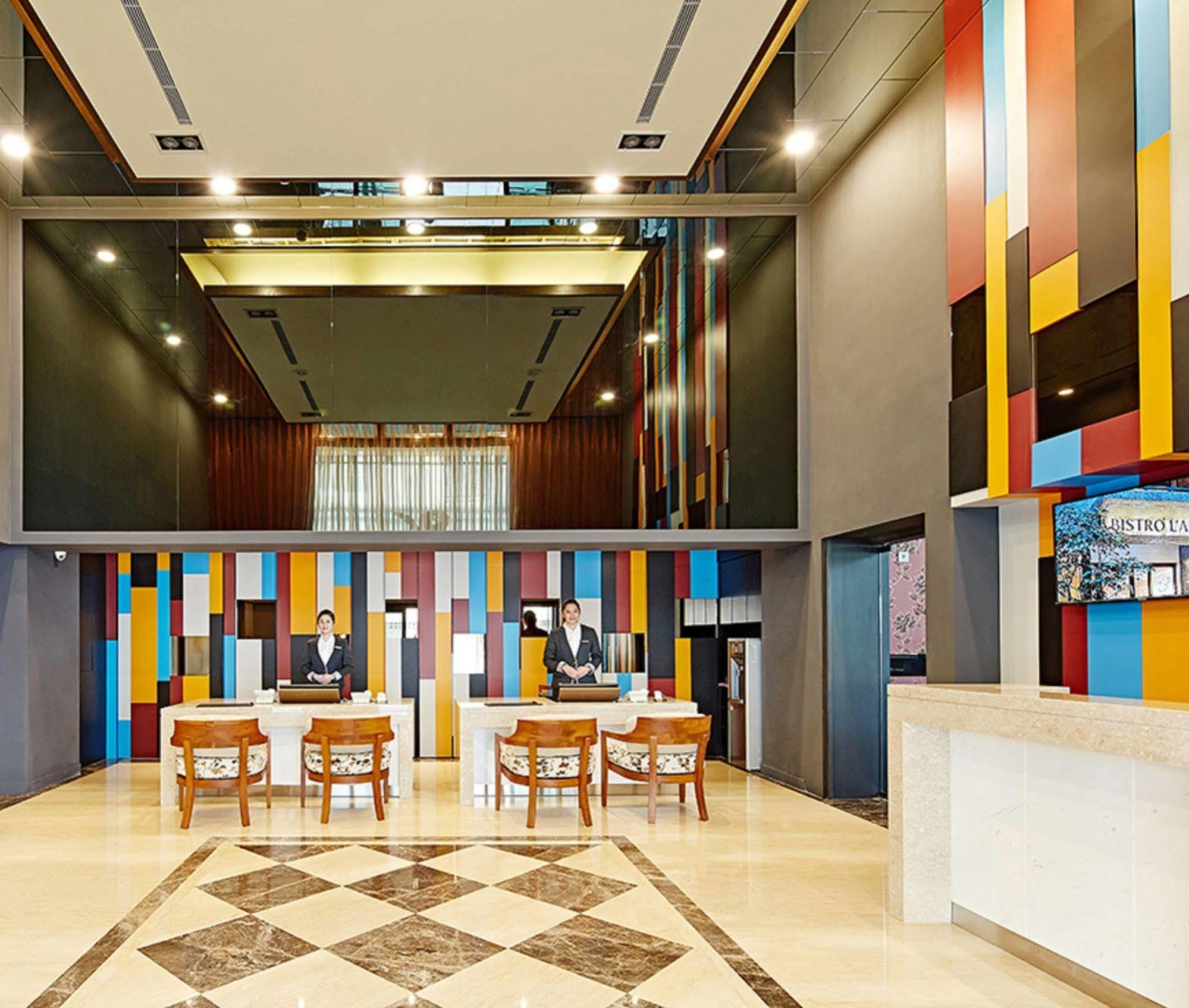 Hotel Sukimi Tainan Exterior photo